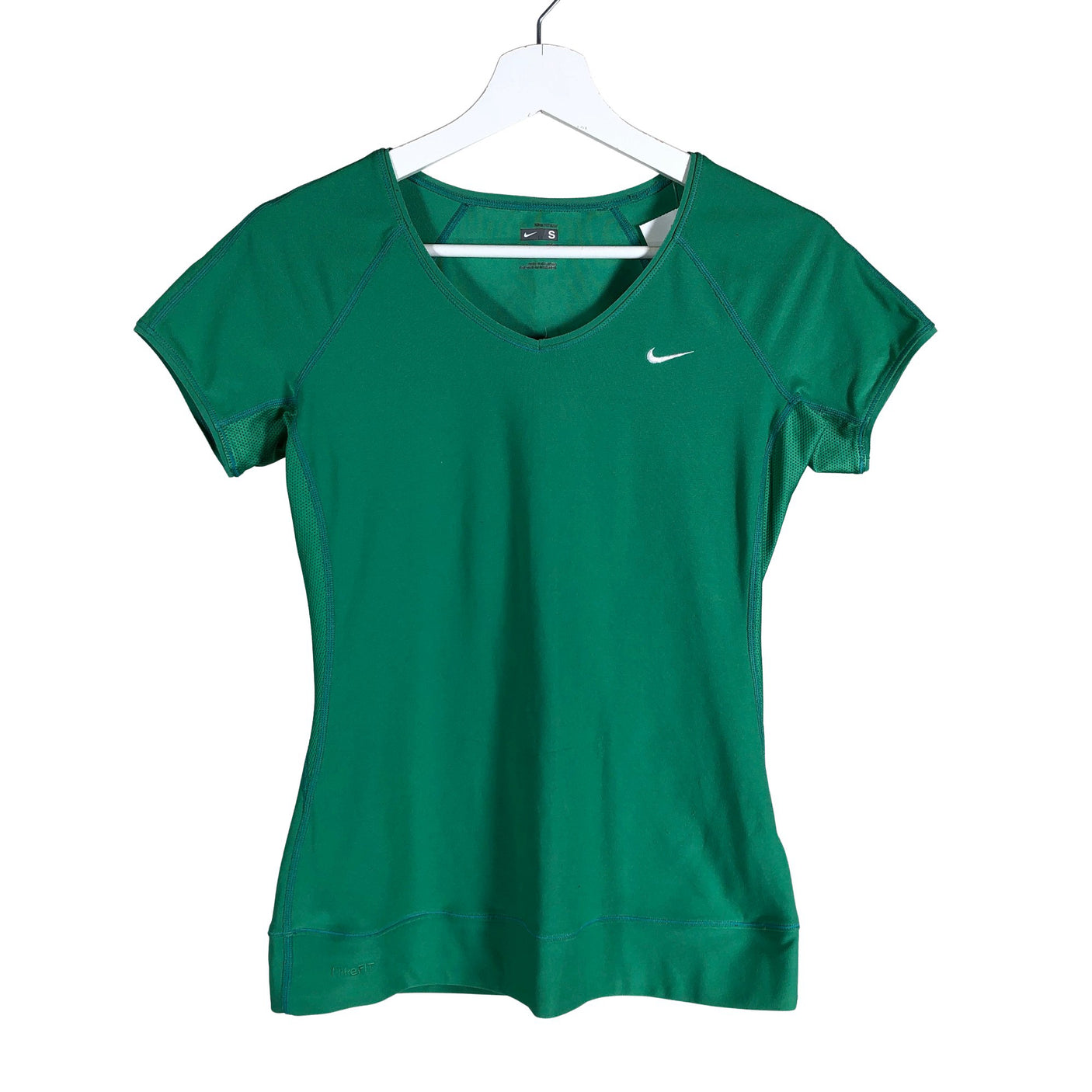 Unisex Nike - Urheilupaita, lyhyet hihat, koko 36 -  (1)