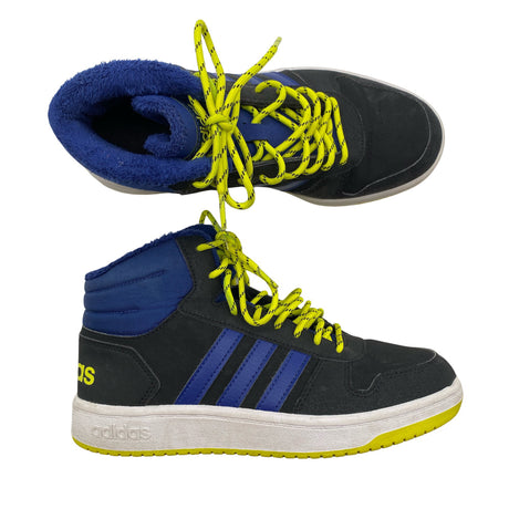 Unisex Adidas - Tennarit, koko 38 -  ()