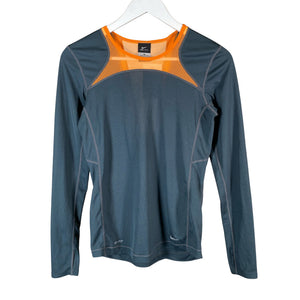 Unisex Nike - Urheilupaita, 
pitkät hihat, koko 34 -  (1)