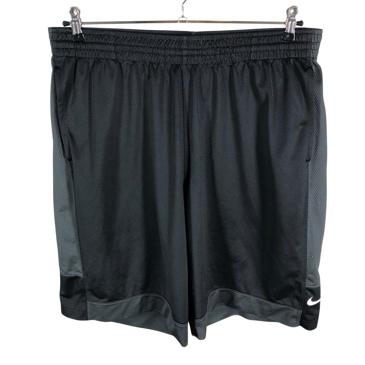 Unisex Nike - Urheilushortsit, koko XXL -  (1)