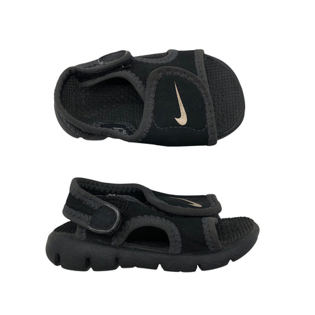 Unisex Nike - Sandaalit, koko 18 -  ()