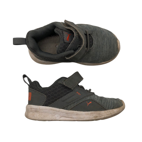 Unisex Nike - Lenkkarit, koko 23 -  ()