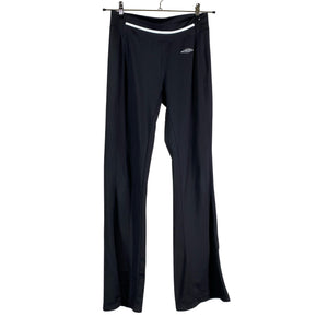 Unisex Umbro - Urheiluhousut, koko 38 -  (1)