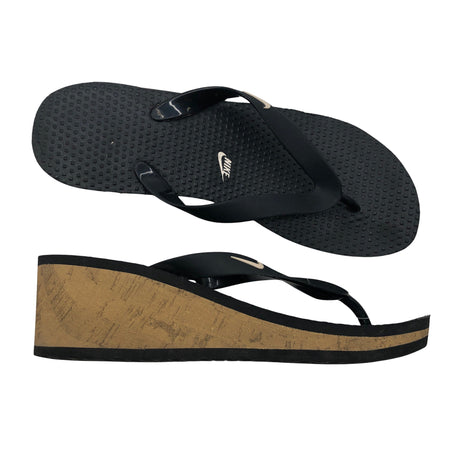 Unisex Nike - Kiilakorkosandaalit, koko 39 -  ()