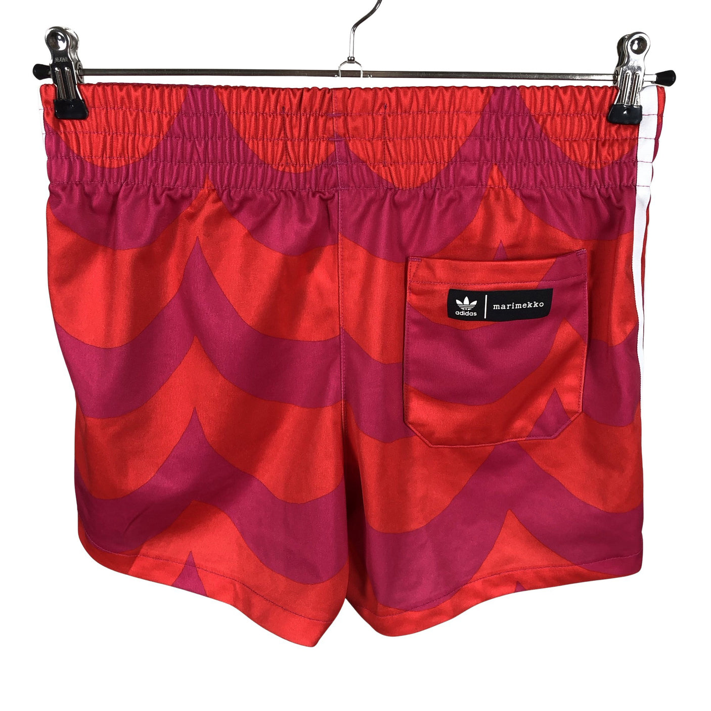 Unisex Adidas - Sports shorts, size 38 - Red (2)