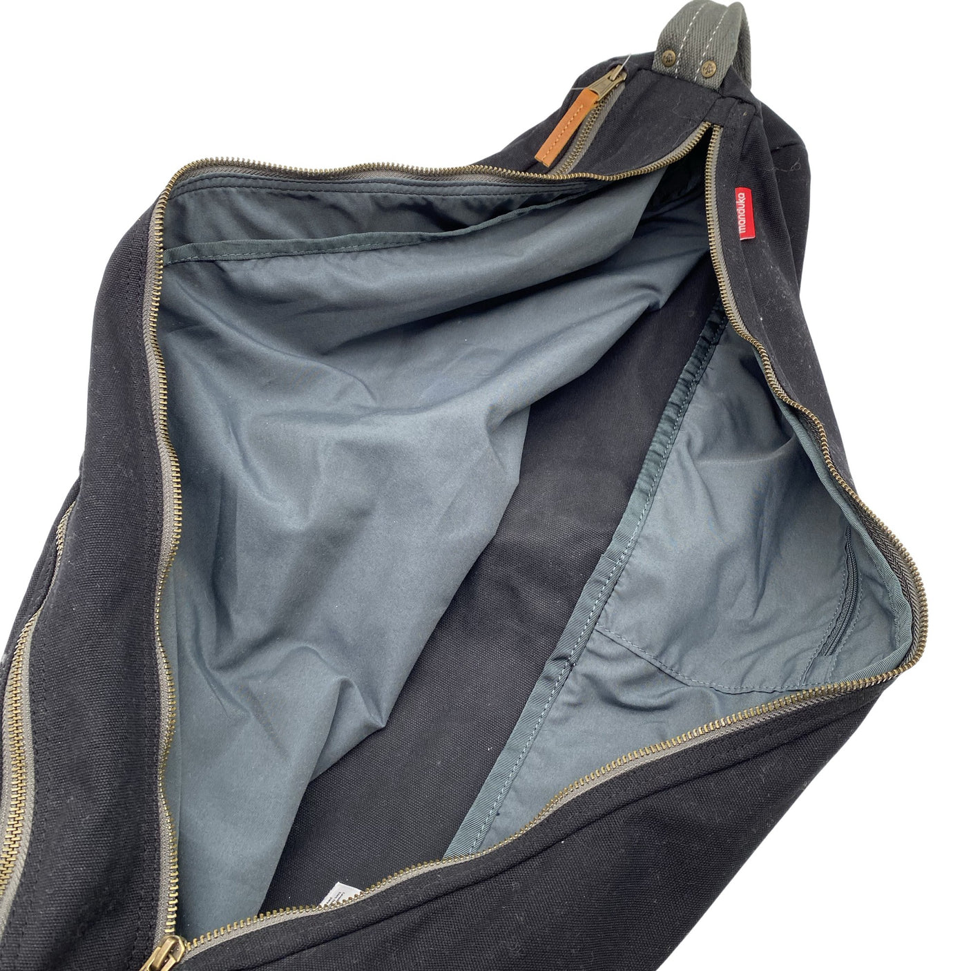 Unisex Manduka - Sports bag, size Maxi - Black (2)
