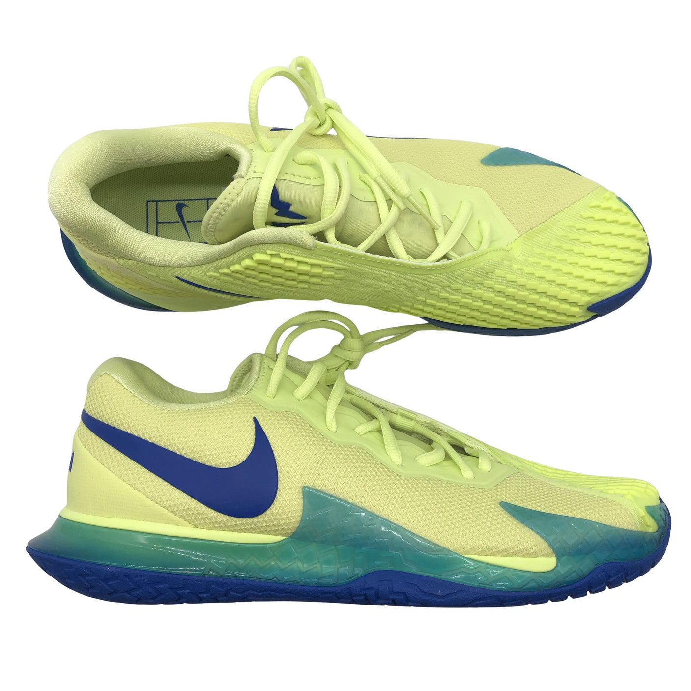 Unisex Nike - Indoor sports shoes, size XS - Yellow (1)