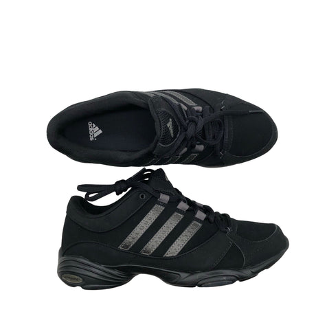 Unisex Adidas - Sisäliikuntakengät, koko 39 -  ()