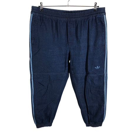 Unisex Adidas - Farkut, koko 46 -  ()