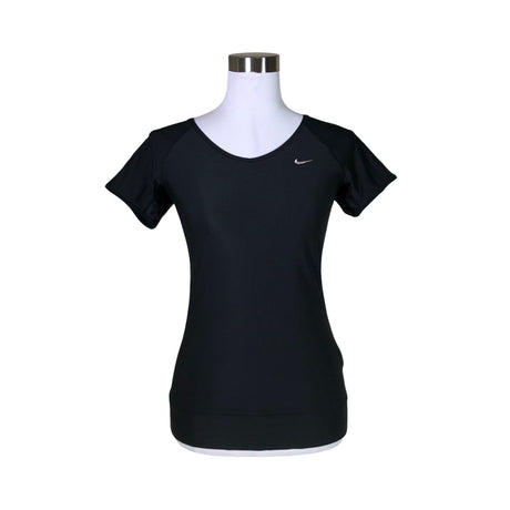 Unisex Nike - Urheilupaita, lyhyet hihat, koko 36 -  ()