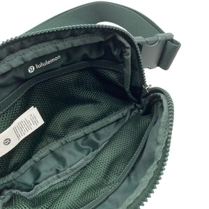 Unisex Lululemon - Vyölaukku, koko Mini -  (2)