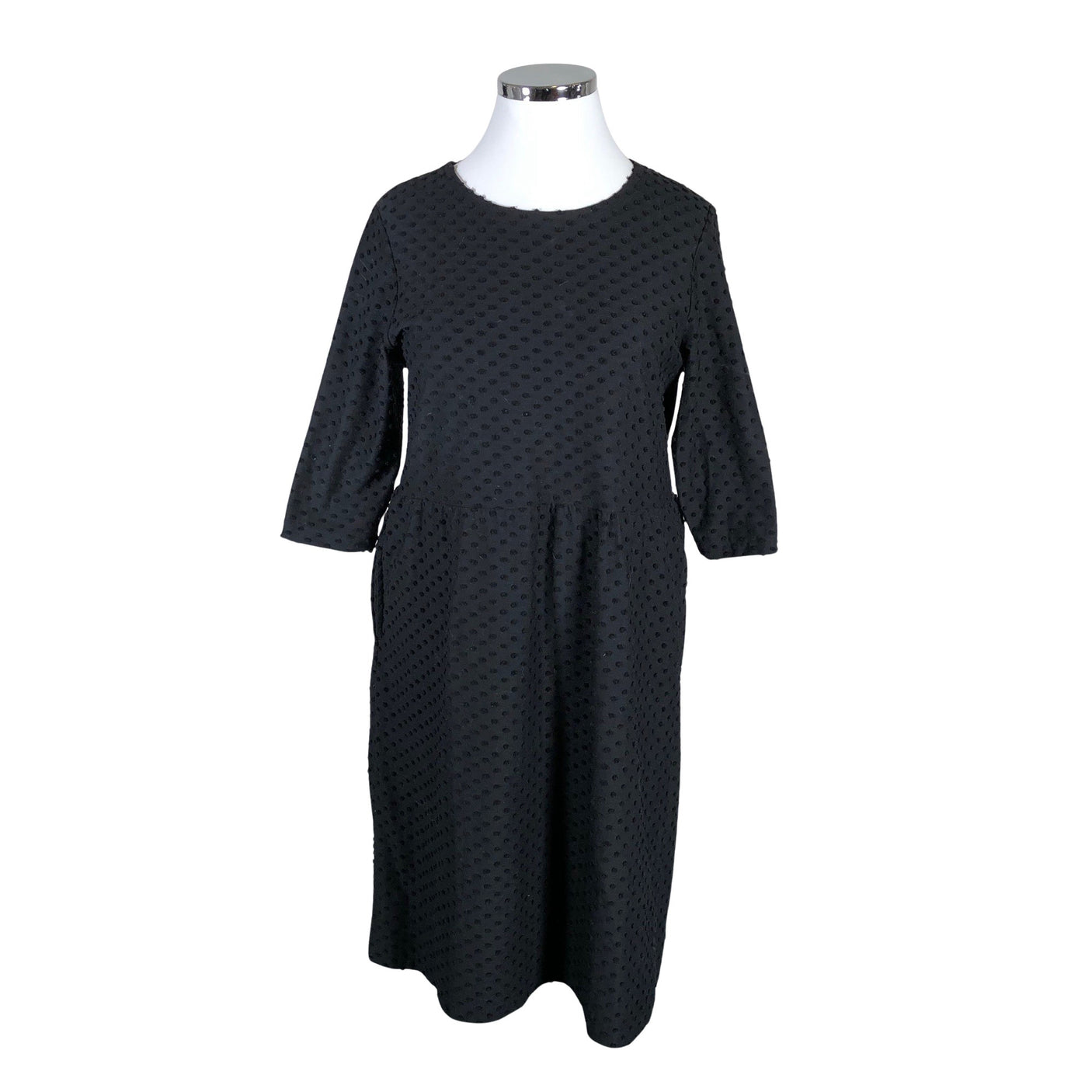 Unisex Aarrelabel - Trikoomekko, koko 42 -  (1)