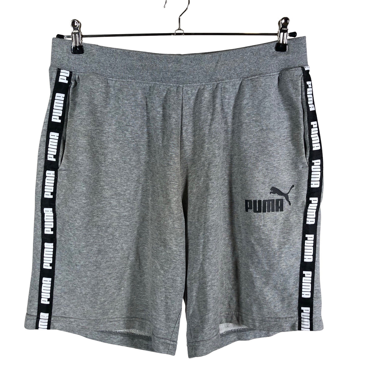 Unisex Puma - Collegeshortsit, koko XL -  (1)
