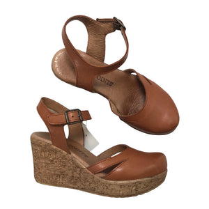 Unisex Ten Points - Wedge heel shoes, size 36 - Brown (1)