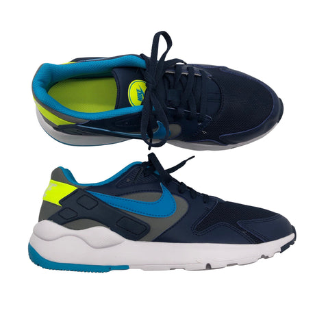 Unisex Nike - Sneakers, size 40 - Brown ()