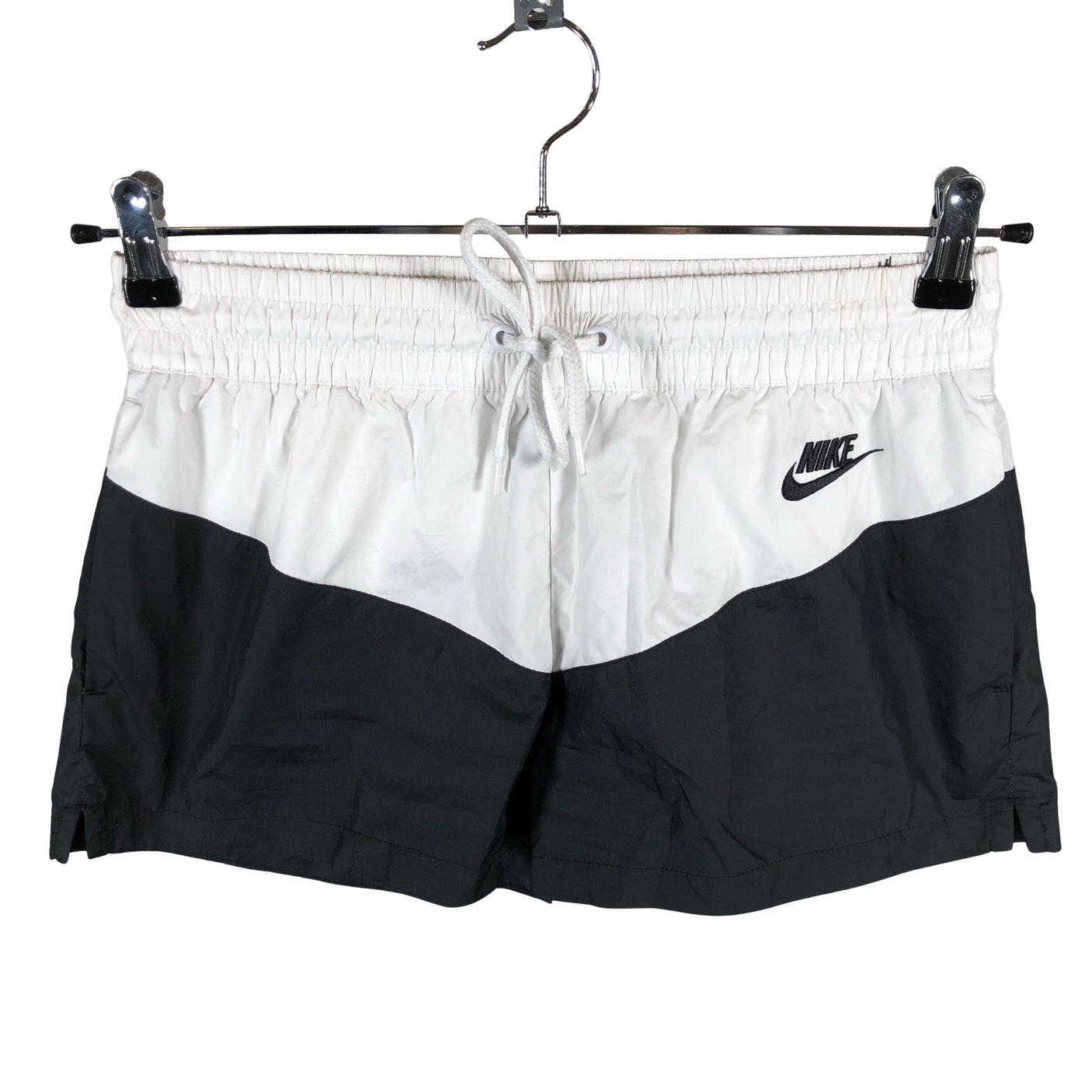 Unisex Nike - Sports shorts, size 36 - Black (1)