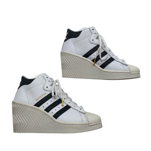Unisex Adidas - Casual sneakers, size 39 - White (1)