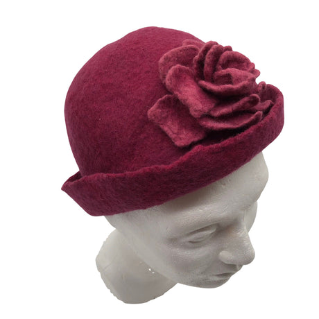Unisex Handmade - Winter hat, size 56 - 58 cm - Violet ()