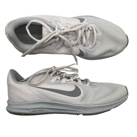 Unisex Nike - Running shoes, size XXS - White ()