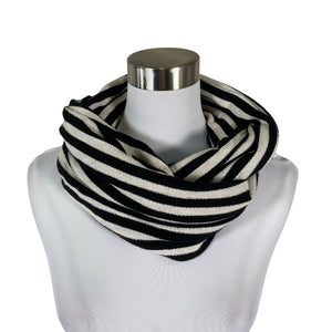 Unisex MUKA VA - Circle scarf, size Midi - Black (1)