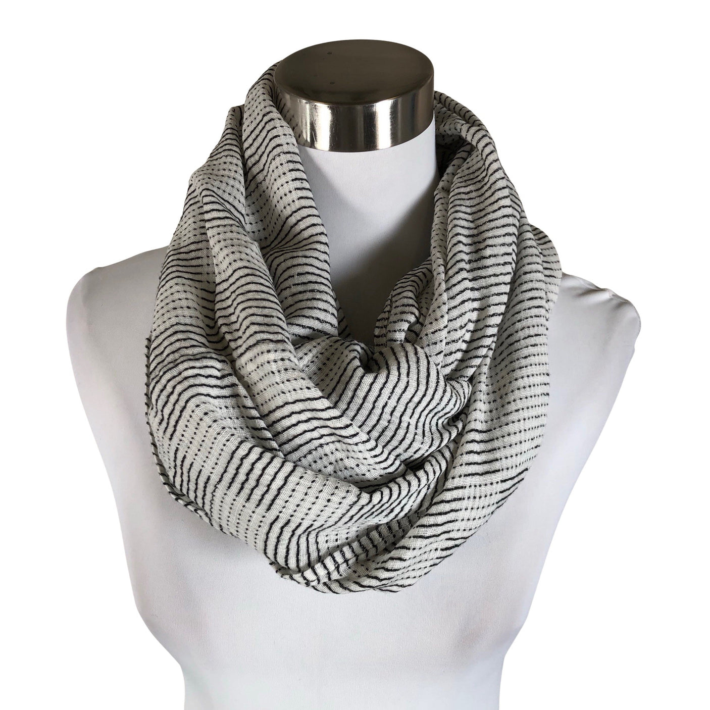 Unisex Esprit - Circle scarf, size Midi - White (1)