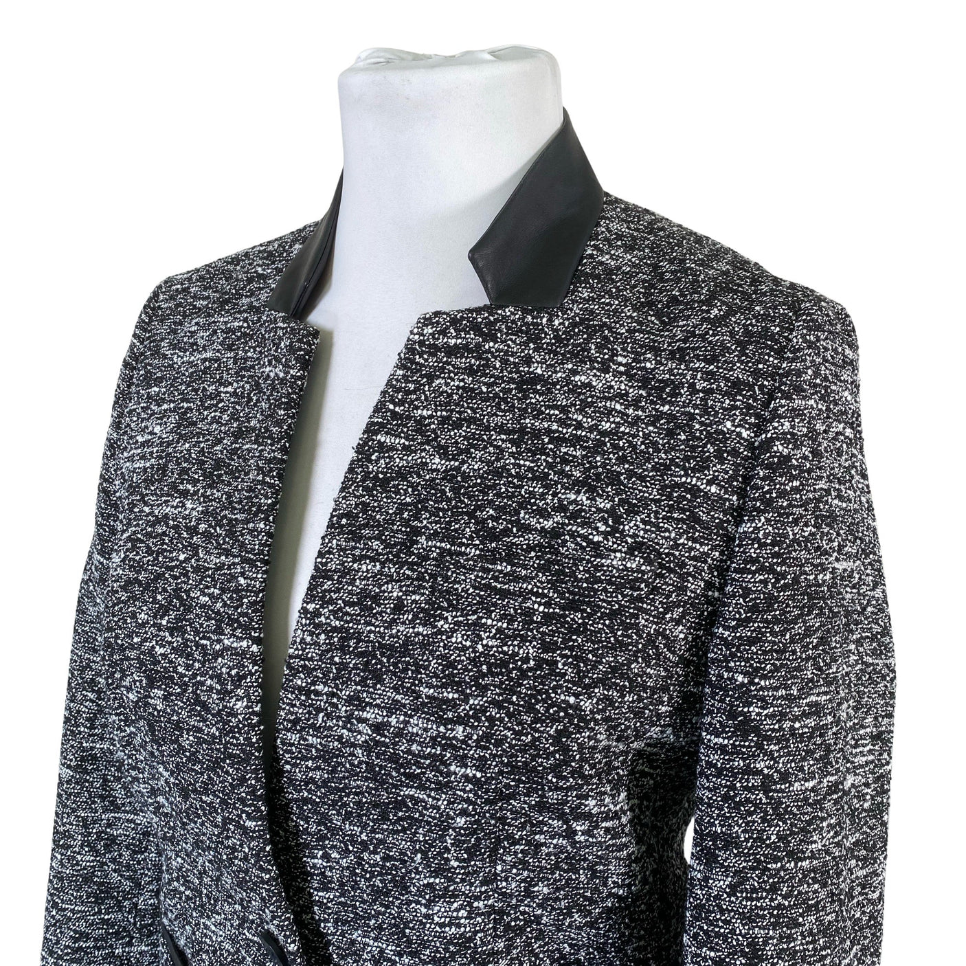 Unisex Hugo Boss - Jacket, size 42 - Black (2)