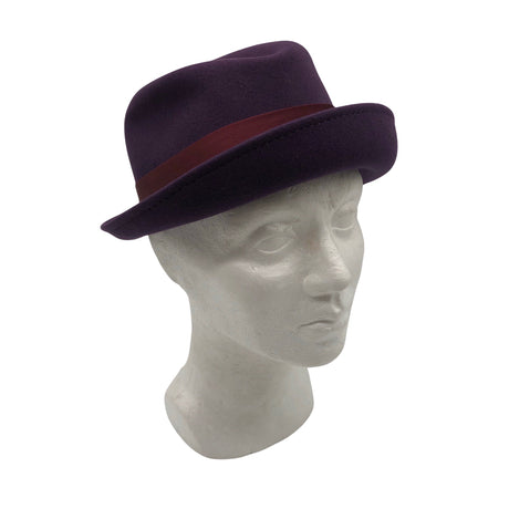 Unisex Handmade - Winter hat, size 58 - 60 cm - Violet ()
