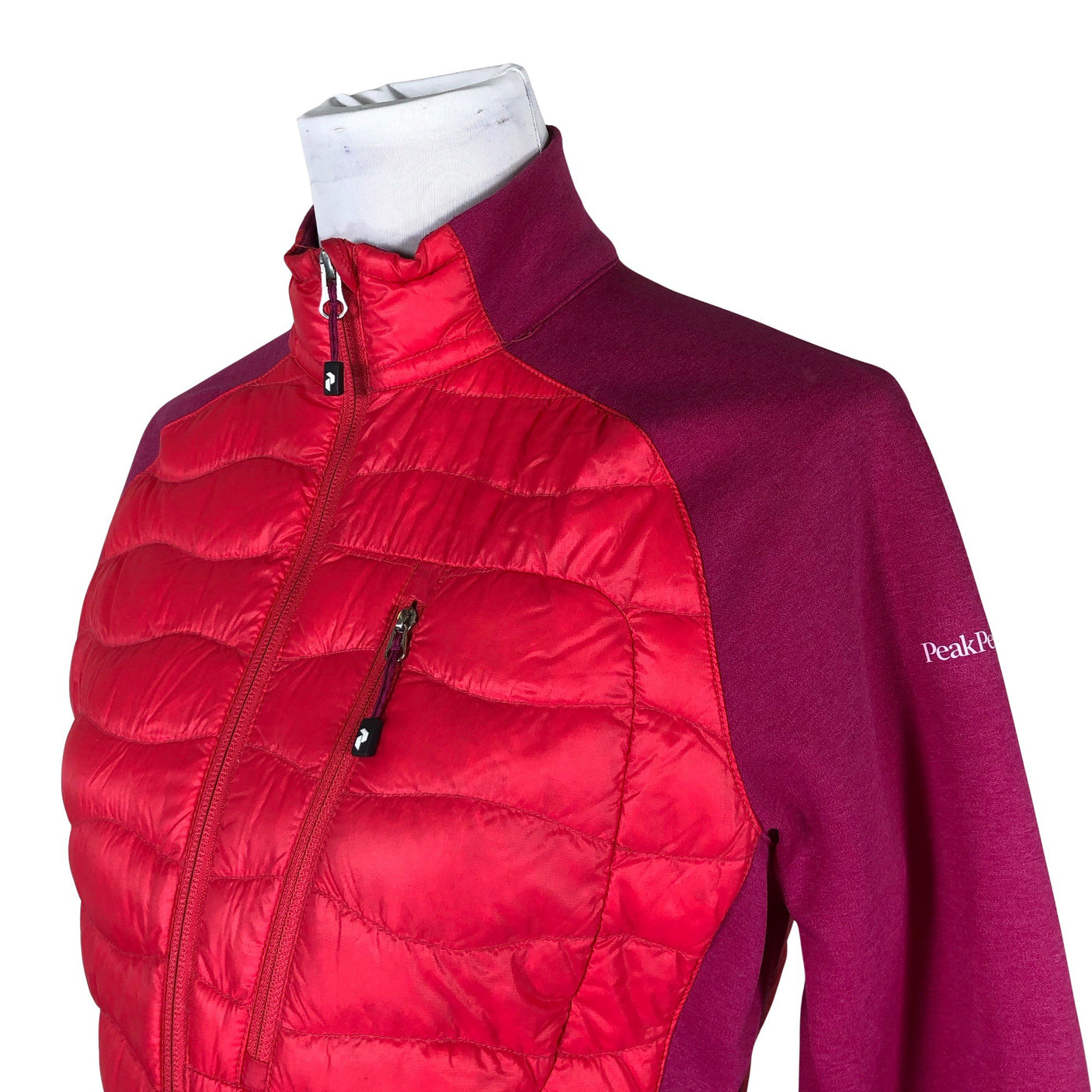 Unisex Peak Performance - Light down jacket, size 40 - Red (3)
