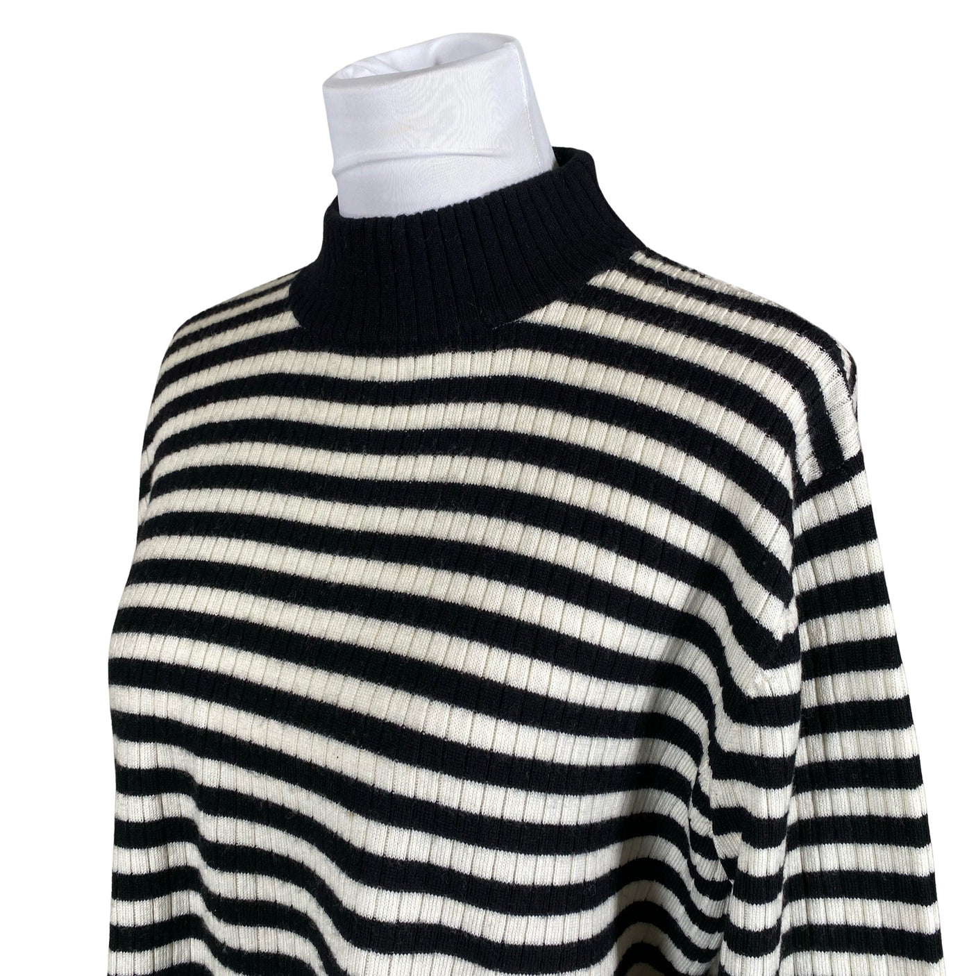 Unisex Marimekko - Sweater, size 40 - Black (2)