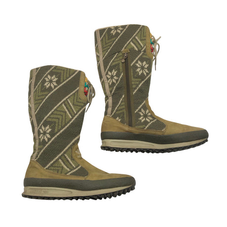 Unisex Adidas - Winter shoes, size 43 - Green ()