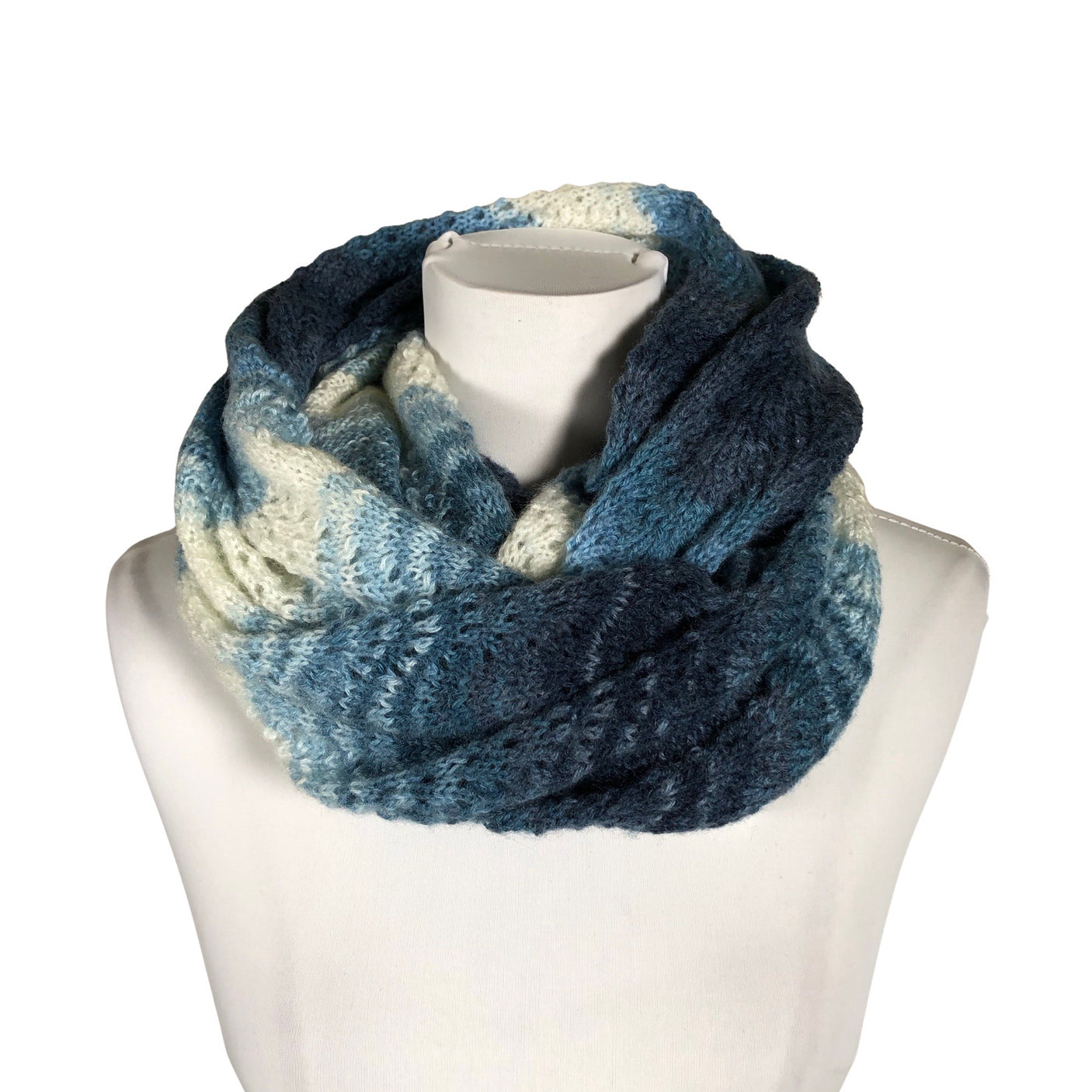 Unisex Handmade - Circle scarf, size Midi - Blue (1)
