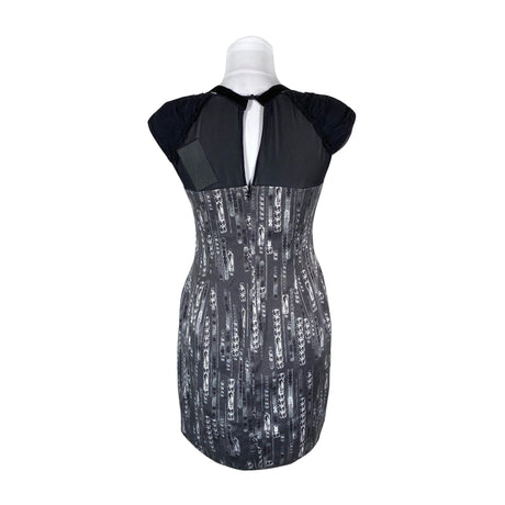 Unisex Karen Millen - Schiffon dress, size 40 - Gray (2)