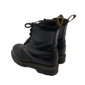 Unisex Dr. Martens - Poolsaapad, suurus 37 - Must