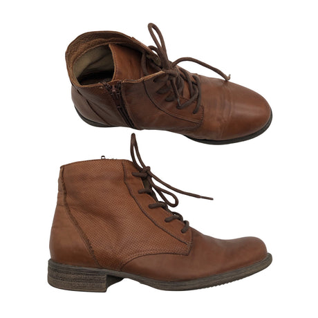 Unisex O.I.S - Ankle boots, size 38 - Brown ()