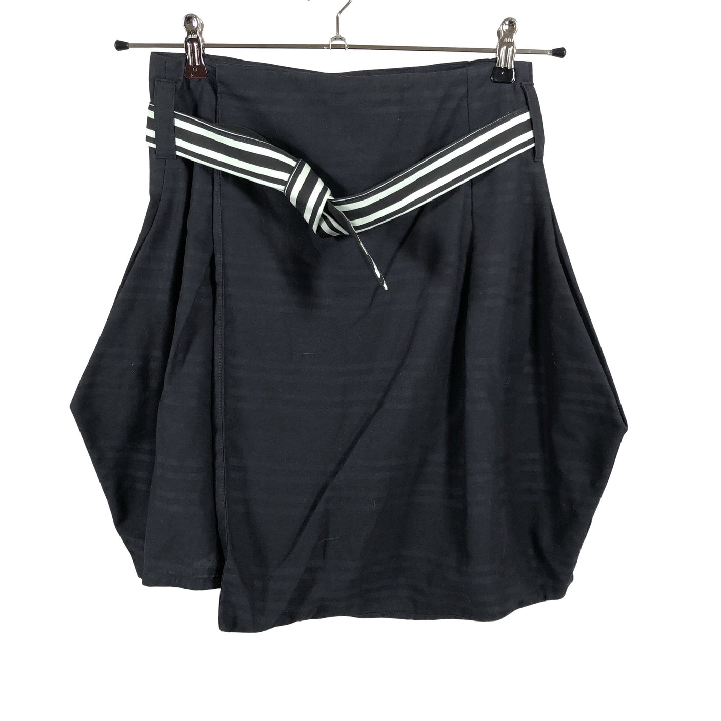 Unisex Tauko - Shorts, size 38 - Black (1)