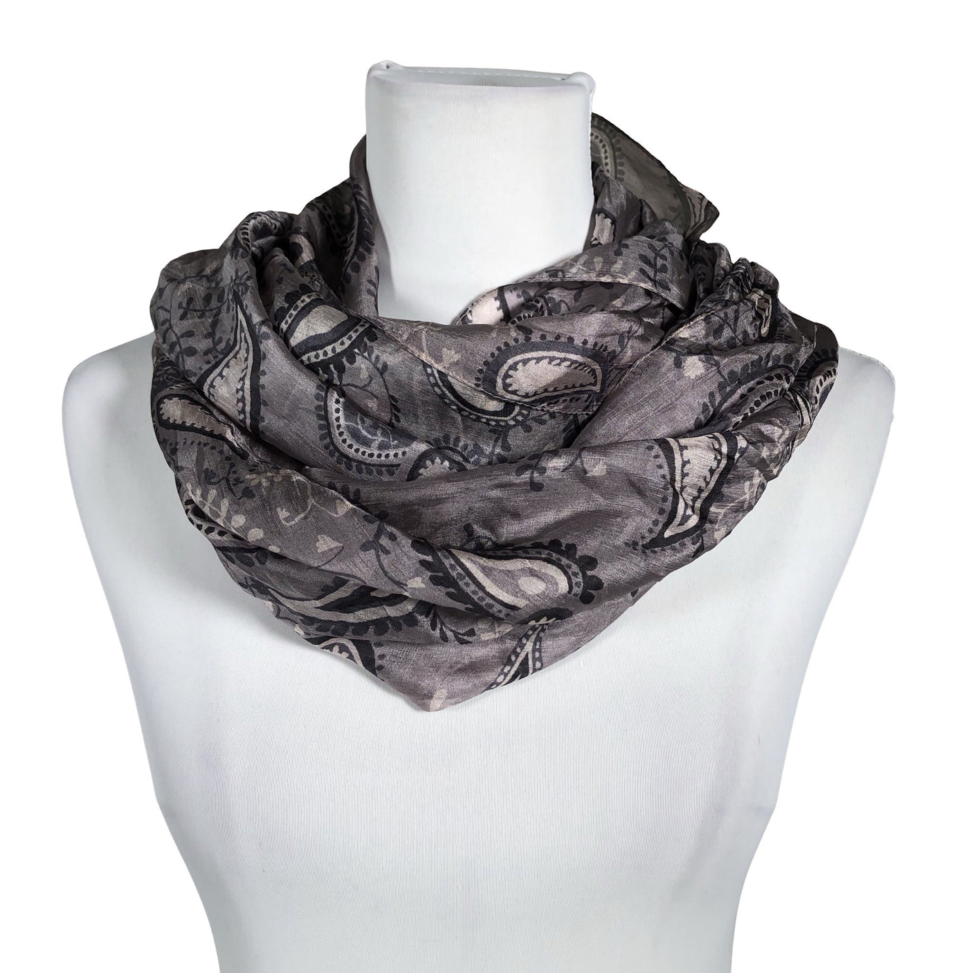 Unisex Lasessor - Circle scarf, size Midi - Gray (1)
