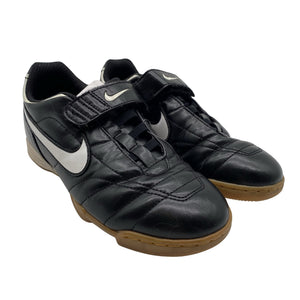 Unisex Nike - Indoor sports shoes, size 35 - Black (2)