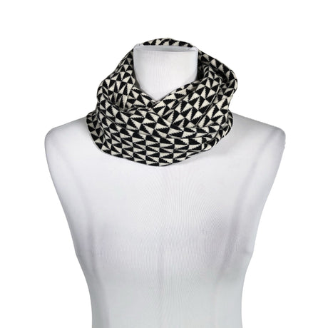 Unisex Kauneve - Circle scarf, size Ei kokoa - Black ()