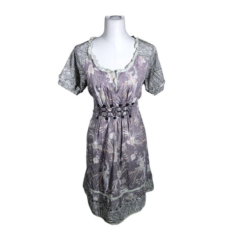 Unisex Cream - Dress, size 40 - Violet ()