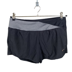 Unisex Nike - Sports shorts, size 38 - Black (1)