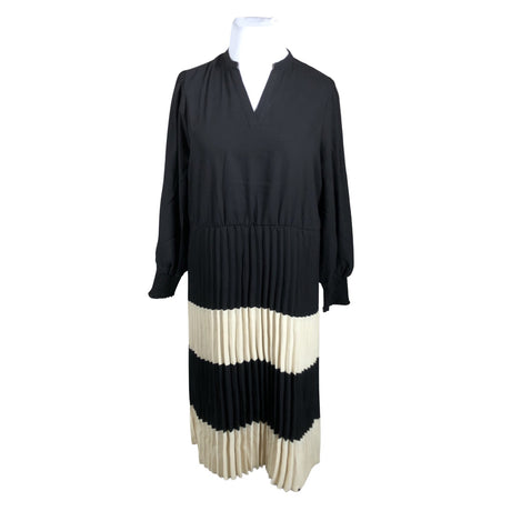 Unisex Culture - Schiffon dress, size 44 - Black ()