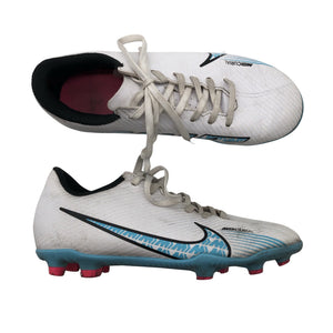 Unisex Nike - Football boots, size 34 - White (1)