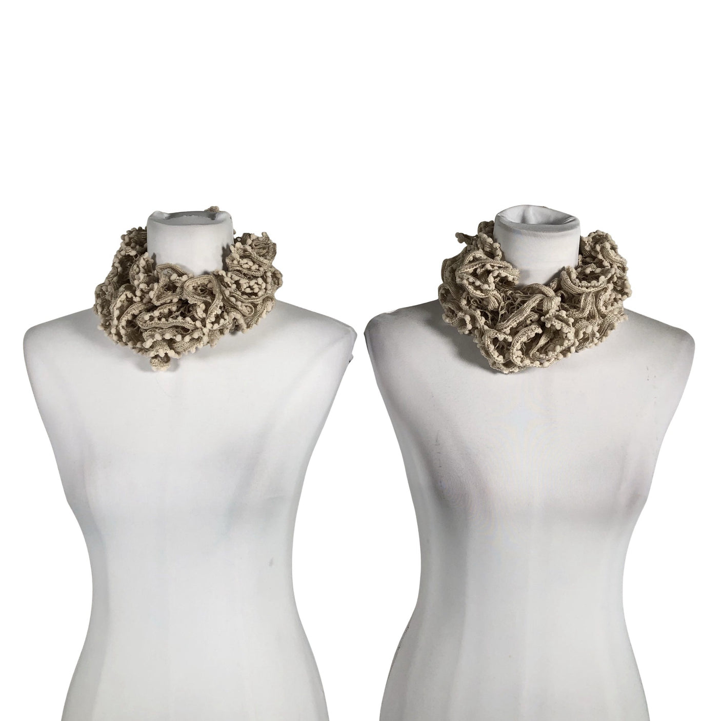 Unisex Handmade - Circle scarf, size Midi - Beige (1)