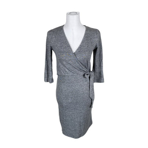 Unisex Mama Licious - Knit dress, size 34 - Gray (1)