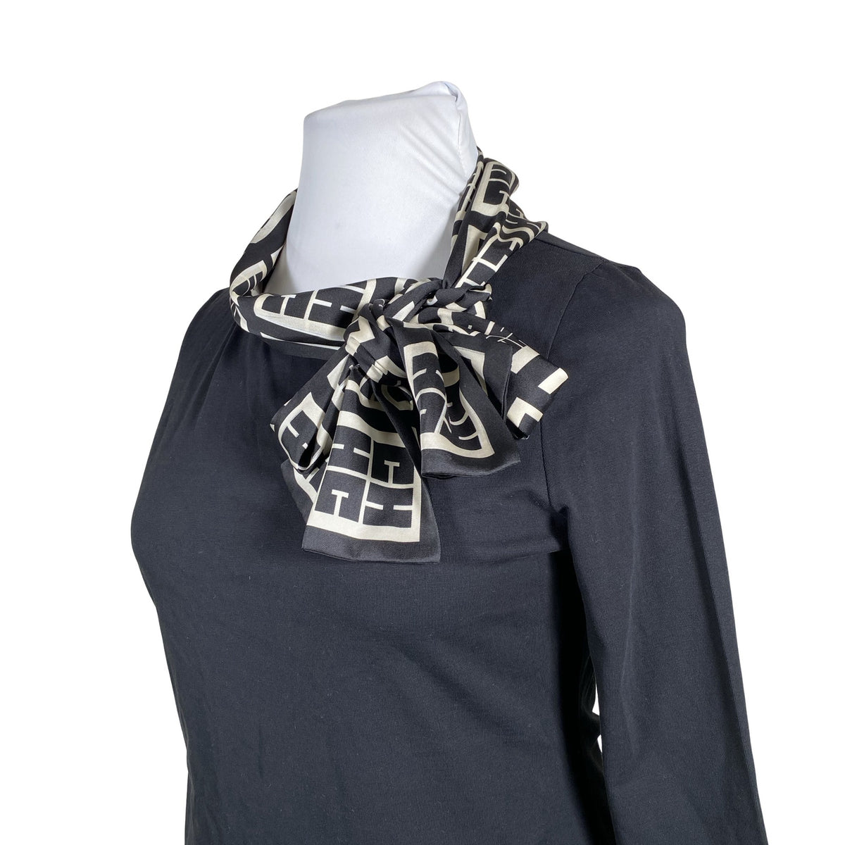 Unisex Carolina Herrera - Tricot shirt, size 42 - Black (2)