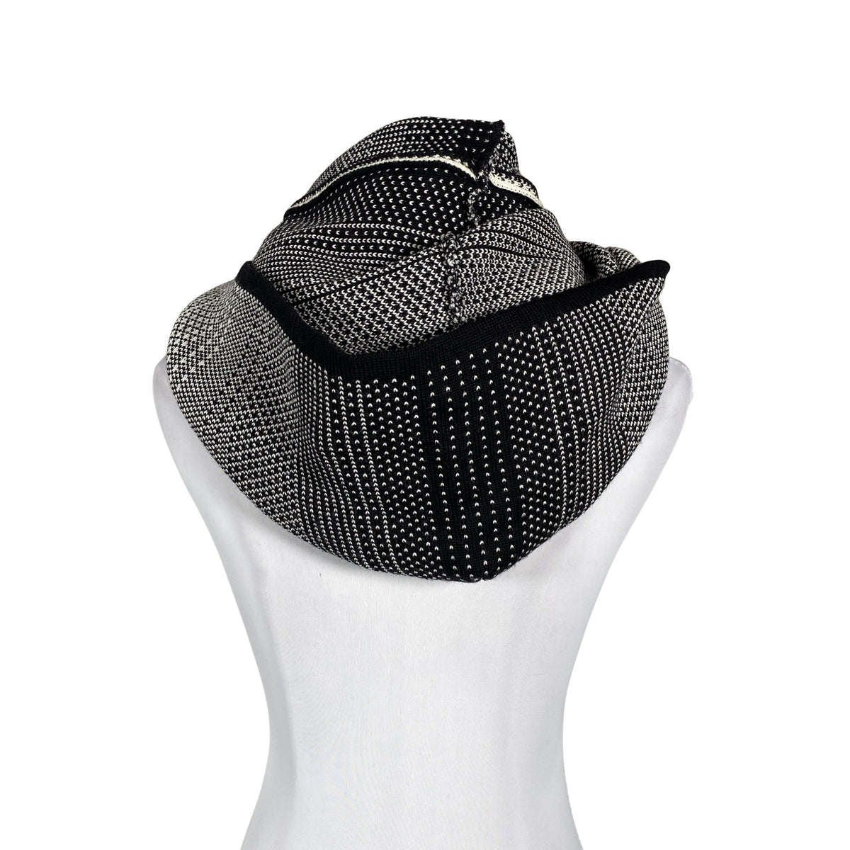 Unisex Uhana Design - Circle scarf, size Midi - Black (2)