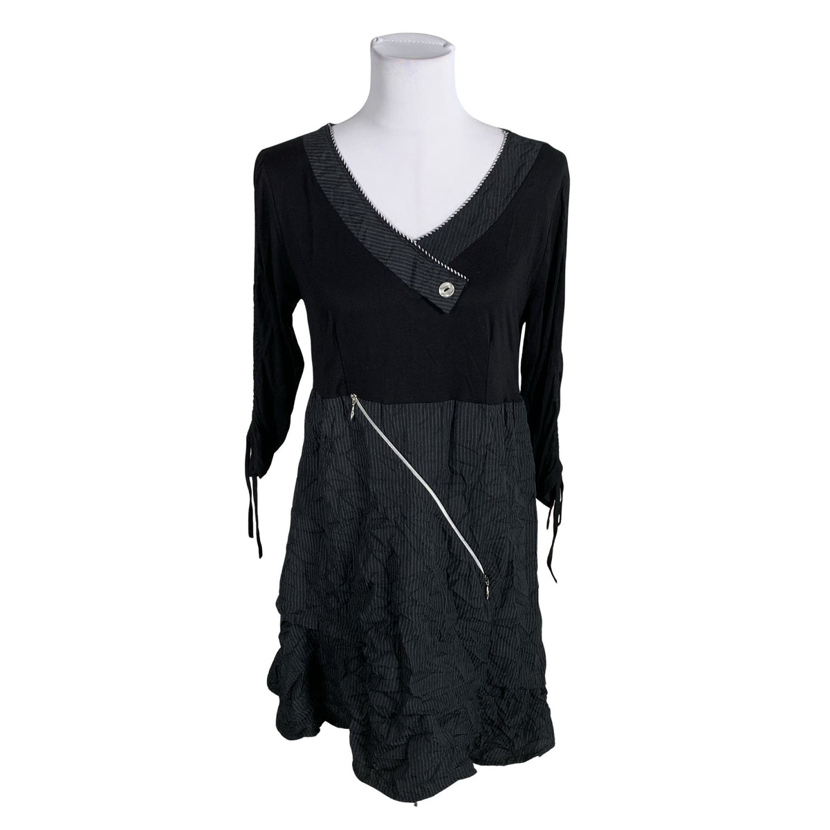 Unisex Wearhouse - Dress, size 40 - Black (1)