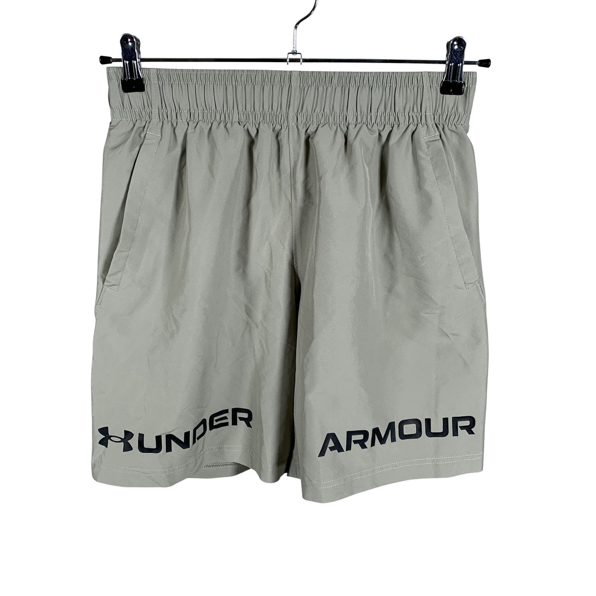Unisex Under Armour - Sports shorts, size 38 - Green (1)