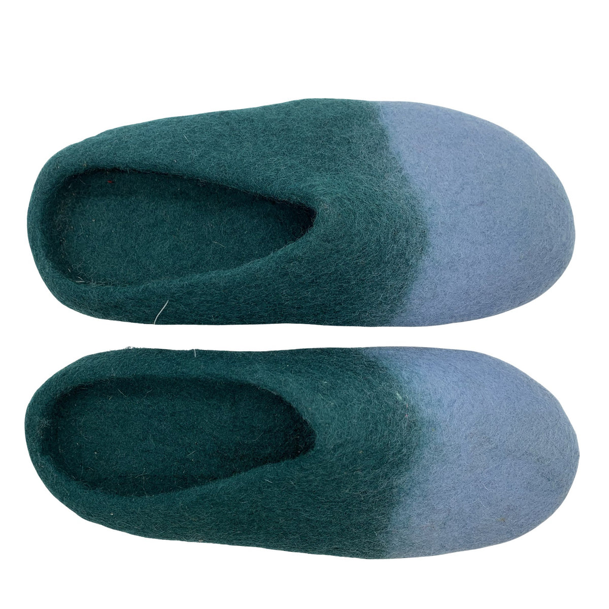 Unisex Handmade - Indoor slippers, size 38 - Green (1)