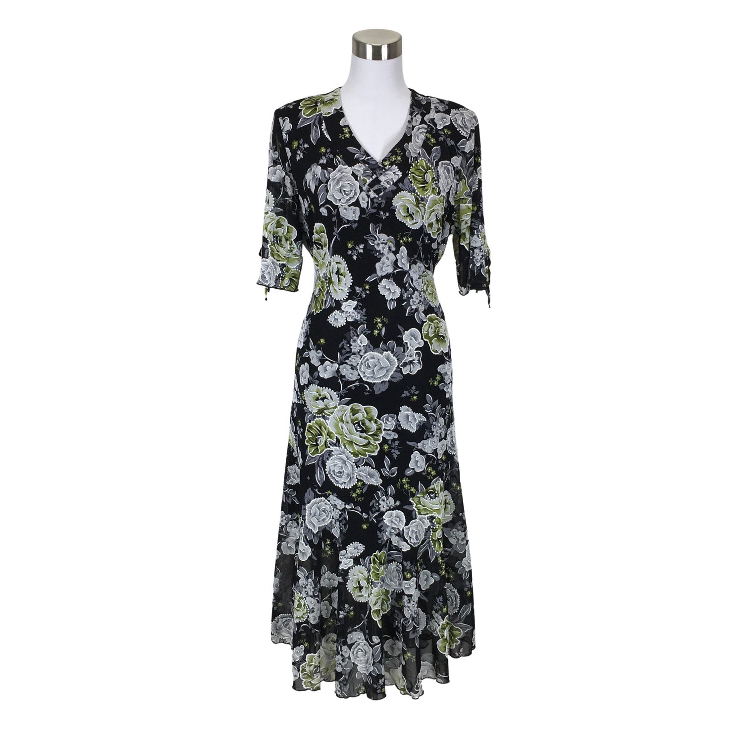  Mekko  Sifonkimekko, koko 44  Einommiss 